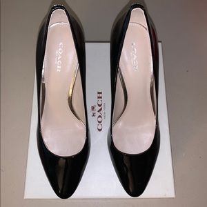 Patent Leather Pump Low Platform
